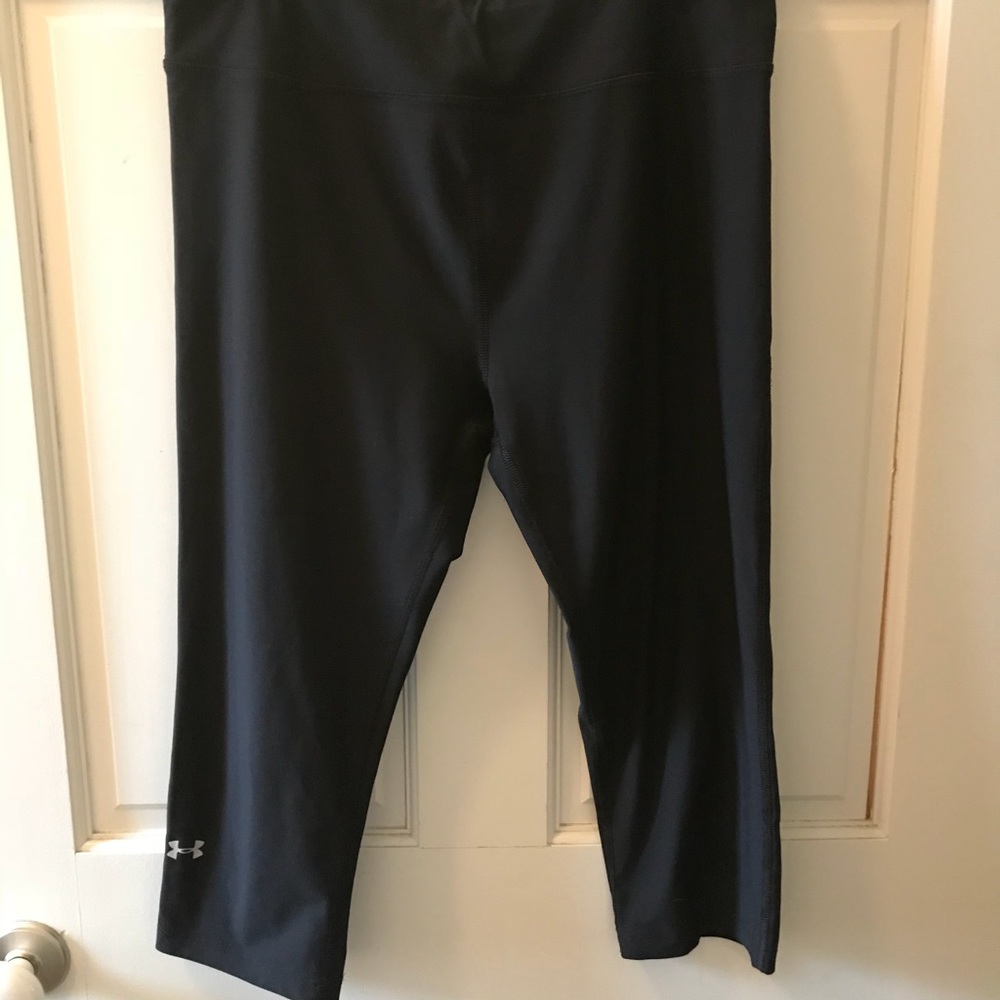 Under Armour Heat Gear Compression Crop Pants